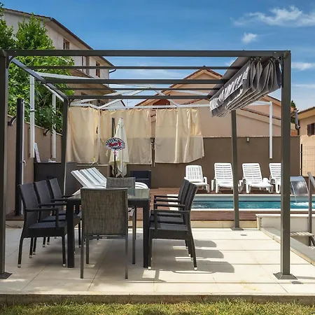 Valsabion Vakantiehuis Pula